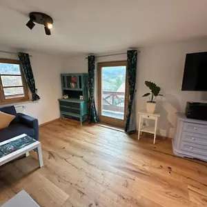  Apartment Charmante Farbenfrohe Fuer Zwei